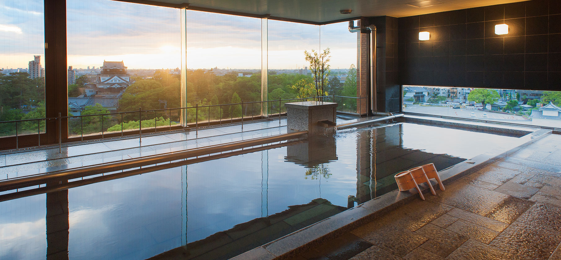 Observatory Large Public Bath							