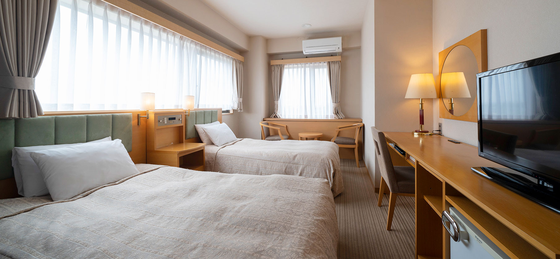 Observatory Large Public Bath							